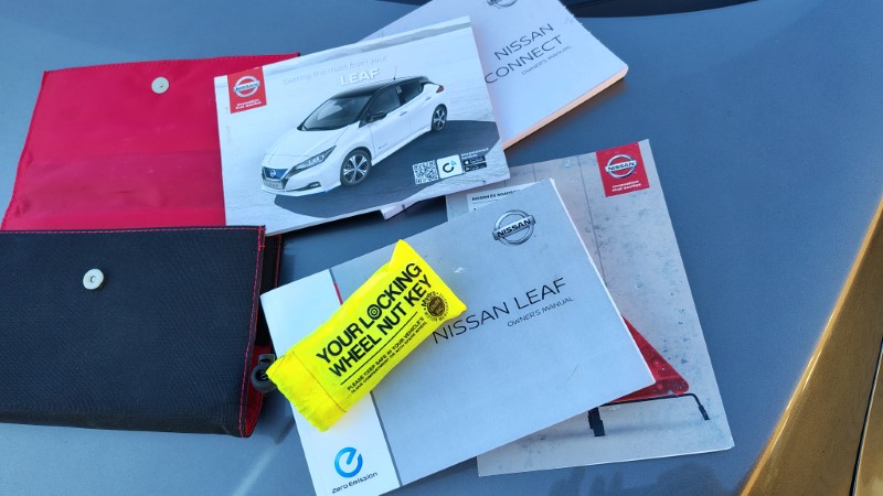 Leaf Battery Power Ucs (1)